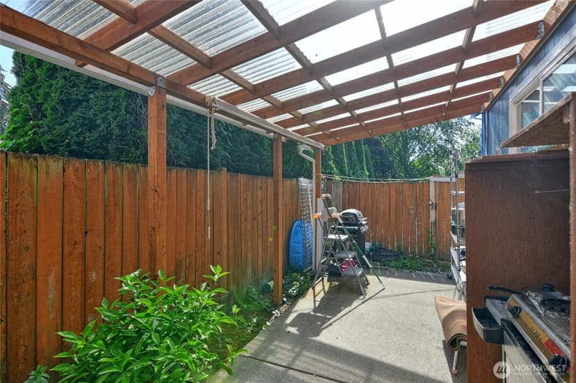 Property photo for 10523 7th Avenue W, Everett photo 17