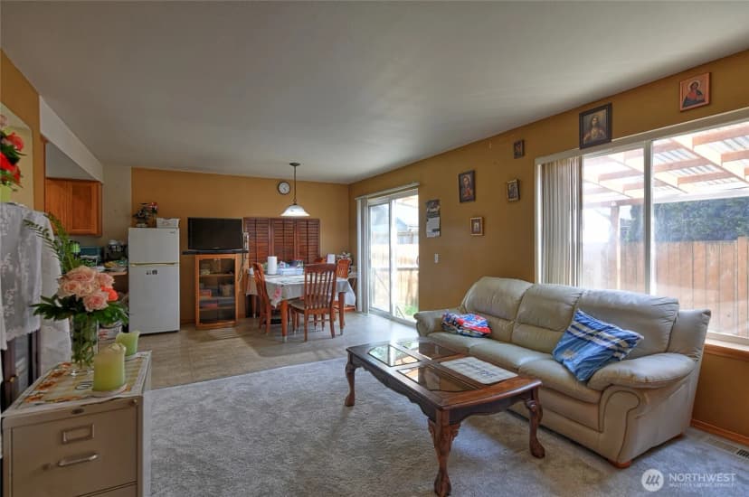 Property photo for 10523 7th Avenue W, Everett photo 9