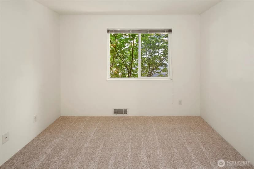 Property photo for 10838 E Riverside Drive #c203, Bothell photo 18