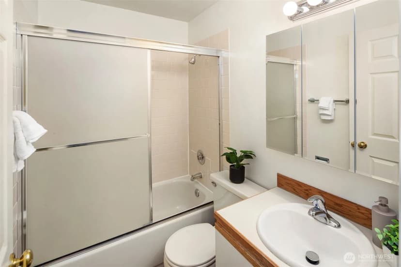 Property photo for 10838 E Riverside Drive #c203, Bothell photo 19