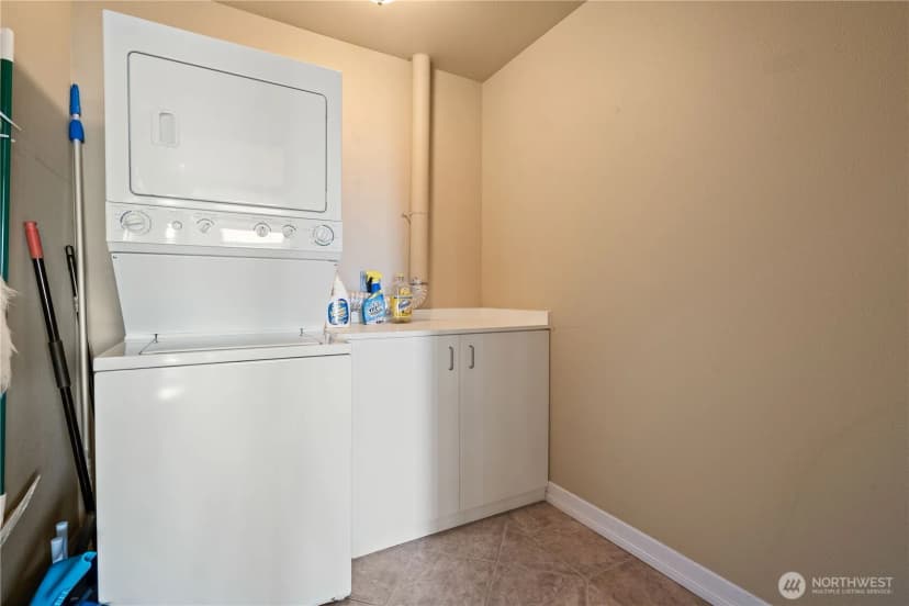 Property photo for 1300 Peace Portal Dr #206, Blaine photo 26