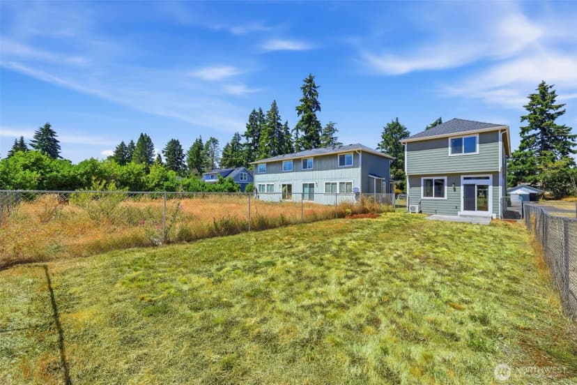 Property photo for 412 170th Street S, Spanaway photo 17