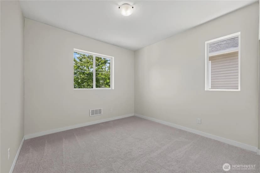 Property photo for 2666 Hamiliton Avenue, Dupont photo 27