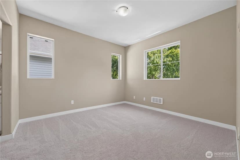 Property photo for 2666 Hamiliton Avenue, Dupont photo 17