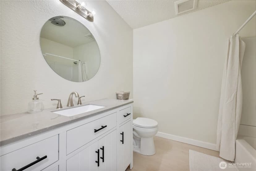 Property photo for 1703 33rd Avenue, Longview photo 18