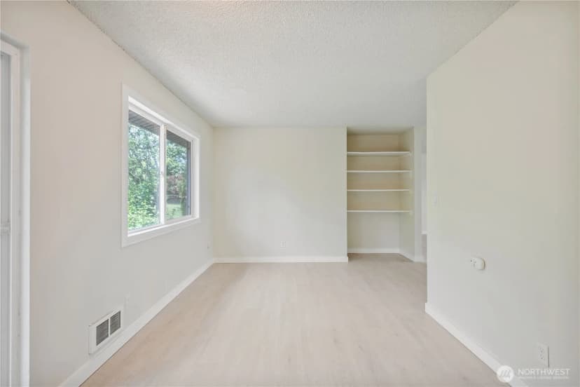 Property photo for 1703 33rd Avenue, Longview photo 10