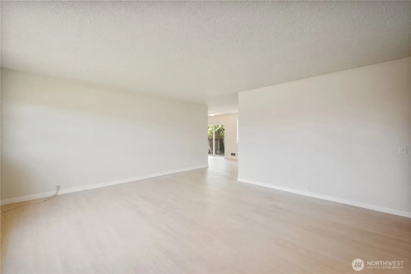 Property photo for 1703 33rd Avenue, Longview photo 5