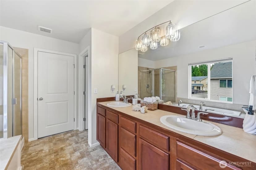 Property photo for 27018 Ne 145th Street, Duvall photo 20