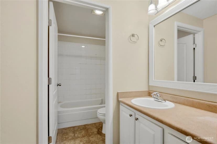 Property photo for 1003 156th Avenue Ne #308, Bellevue photo 13