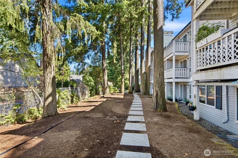 Property photo for 1003 156th Avenue Ne #308, Bellevue photo 19