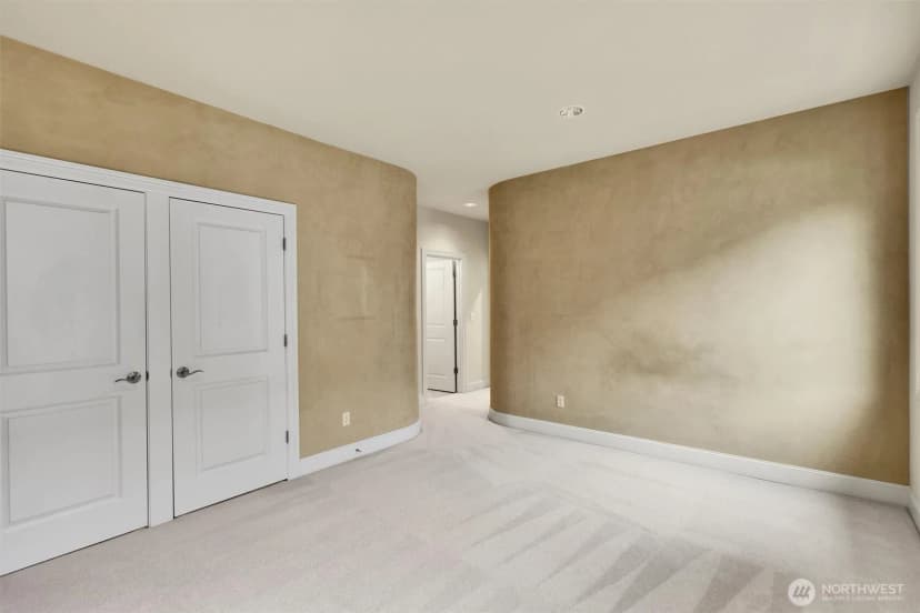 Property photo for 8225 155th Avenue Se, Newcastle photo 36