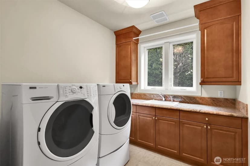 Property photo for 8225 155th Avenue Se, Newcastle photo 26
