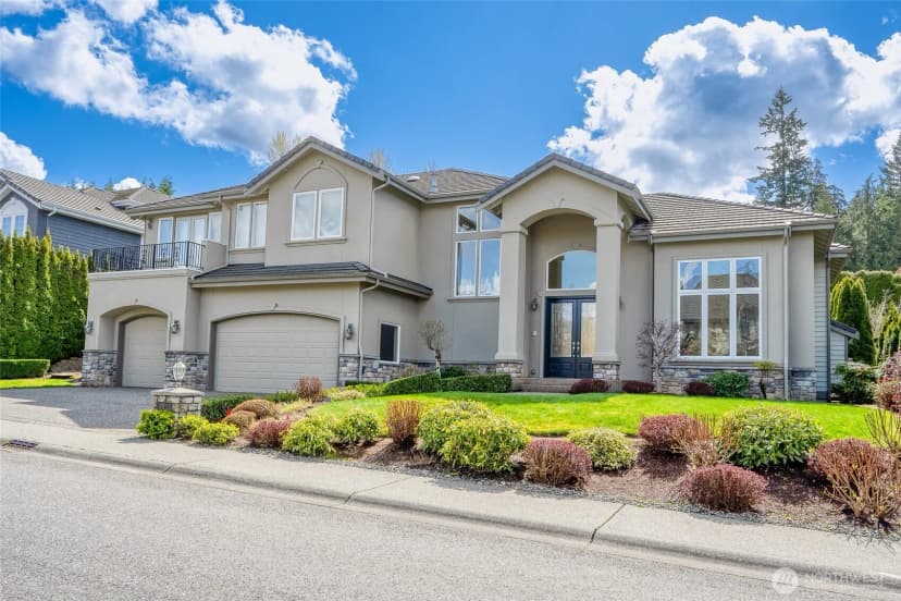Property photo for 8225 155th Avenue Se, Newcastle