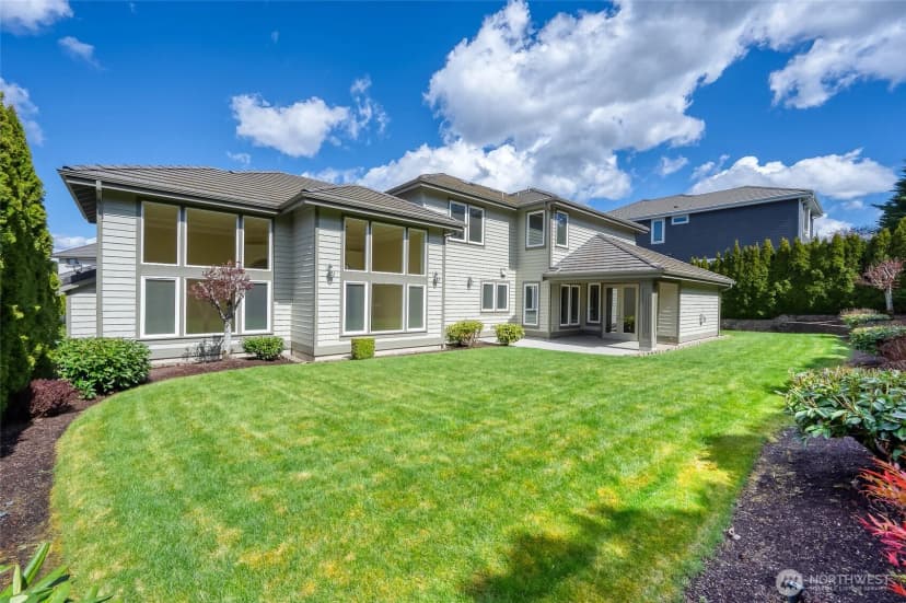 Property photo for 8225 155th Avenue Se, Newcastle photo 23