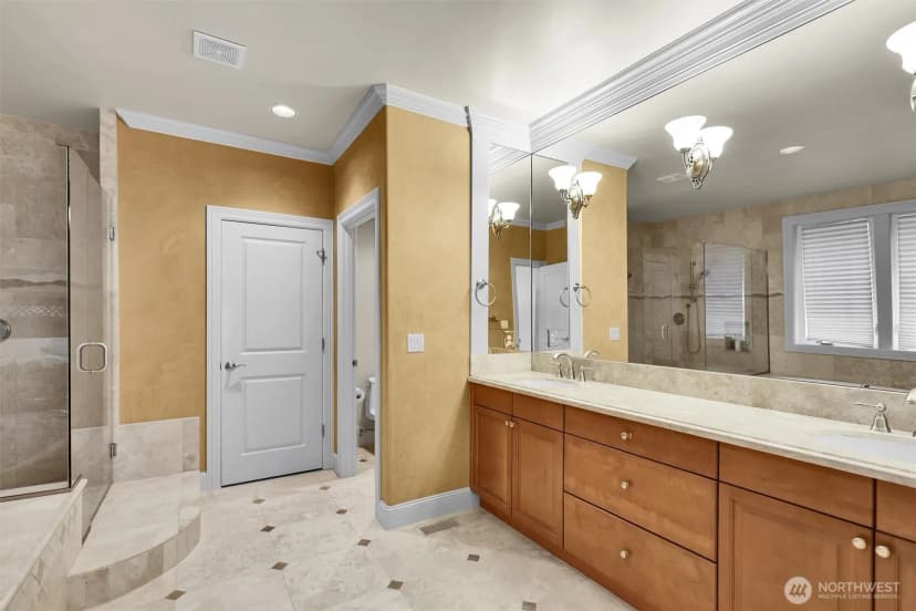 Property photo for 8225 155th Avenue Se, Newcastle photo 32