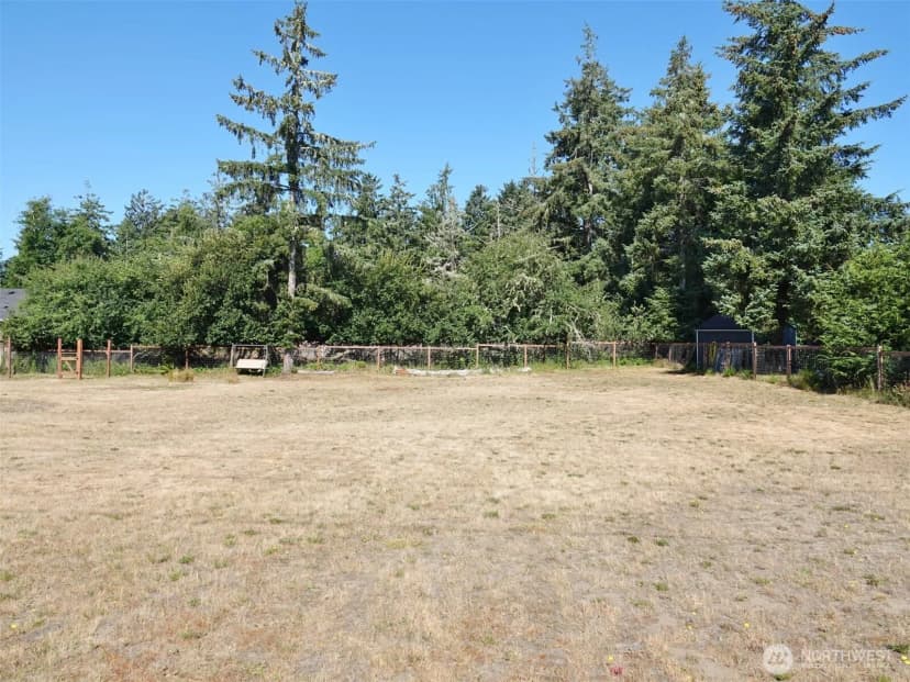 Property photo for 721 Mt Olympus Avenue Se, Ocean Shores photo 19