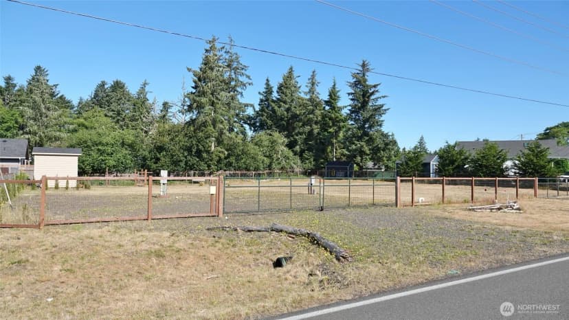 Property photo for 721 Mt Olympus Avenue Se, Ocean Shores photo 2
