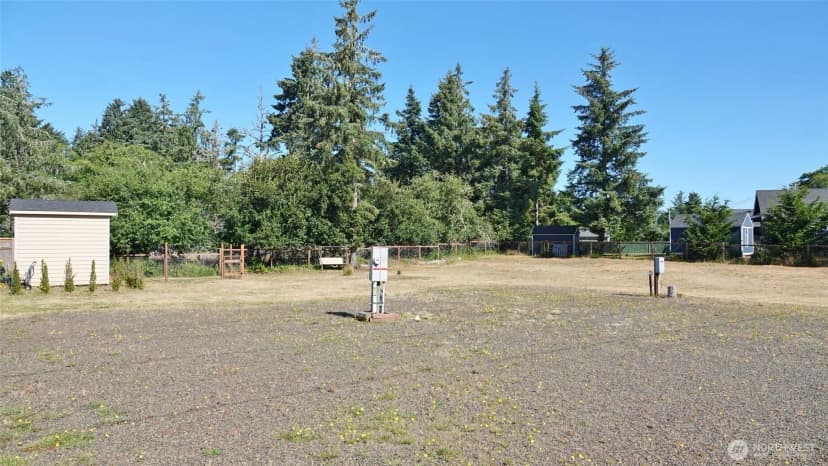 Property photo for 721 Mt Olympus Avenue Se, Ocean Shores