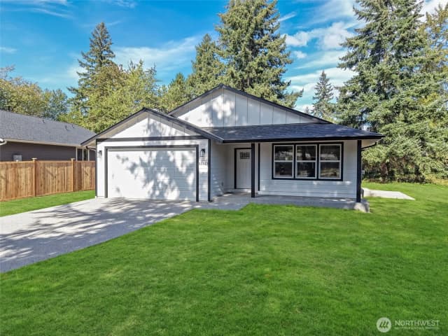Property photo for 21913 127th Street Ct E, Bonney Lake photo 3