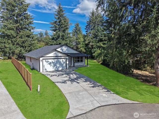 Property photo for 21913 127th Street Ct E, Bonney Lake photo 4