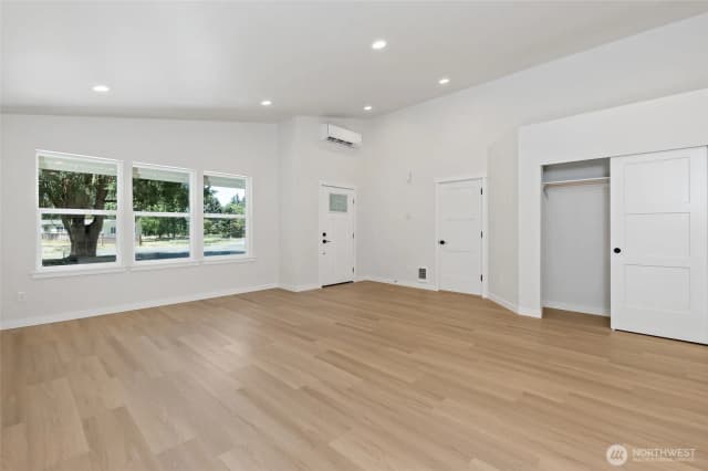 Property photo for 21913 127th Street Ct E, Bonney Lake photo 5