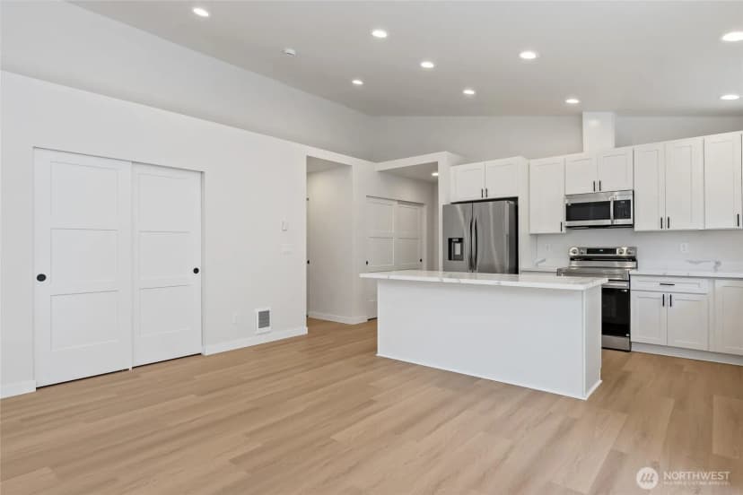 Property photo for 21913 127th Street Ct E, Bonney Lake photo 12