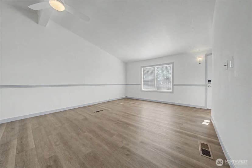 Property photo for 9432 Road J. 3 Nw, Quincy photo 9