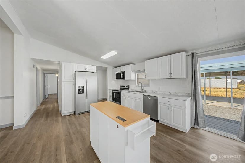 Property photo for 9432 Road J. 3 Nw, Quincy photo 6