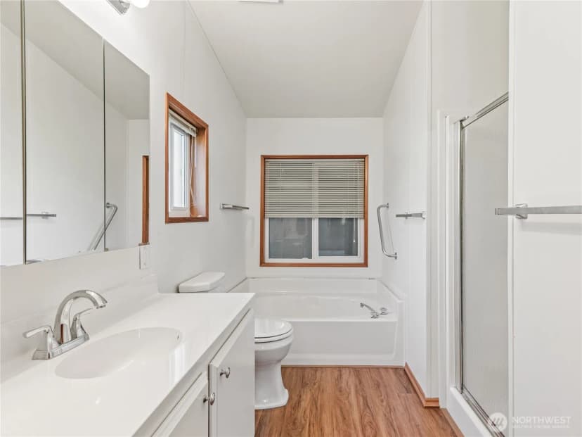 Property photo for 6883 Capricorn Lane Ne, Bremerton photo 23