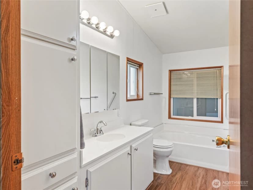 Property photo for 6883 Capricorn Lane Ne, Bremerton photo 22