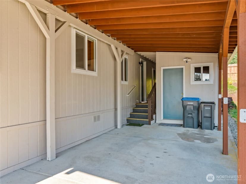Property photo for 6883 Capricorn Lane Ne, Bremerton photo 29