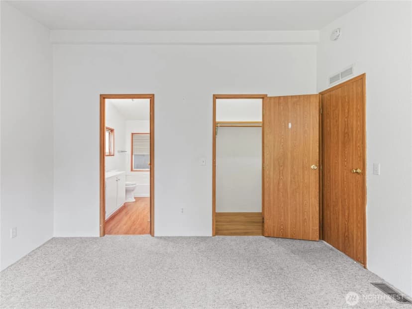 Property photo for 6883 Capricorn Lane Ne, Bremerton photo 20