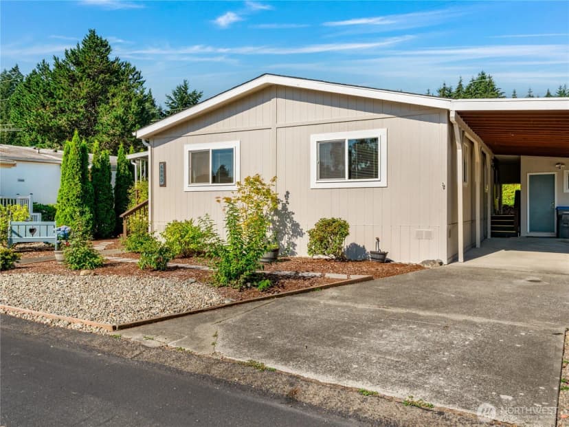 Property photo for 6883 Capricorn Lane Ne, Bremerton photo 30