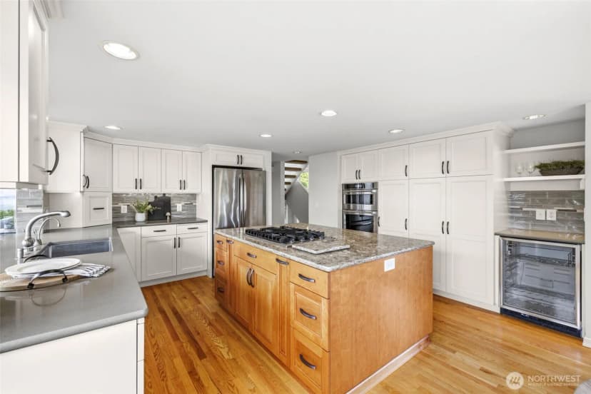 Property photo for 7320 164th Place Sw, Edmonds photo 9