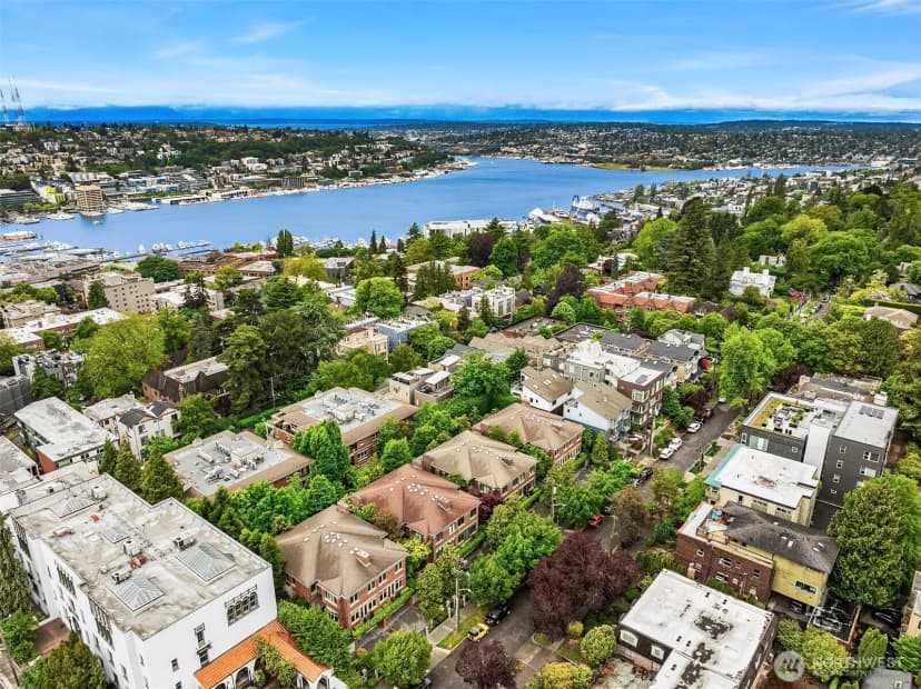 Property photo for 725 Harvard Avenue E, Seattle photo 34