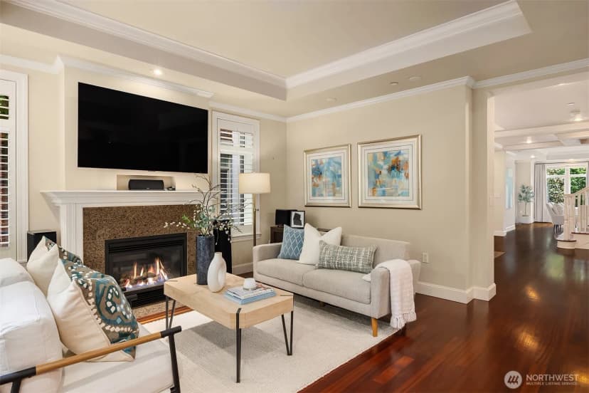 Property photo for 725 Harvard Avenue E, Seattle photo 16