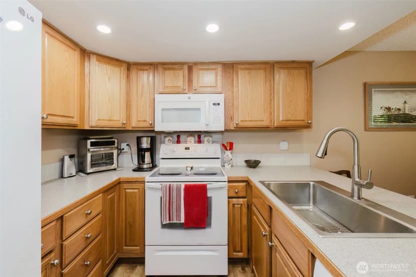 Property photo for 2969 Se Mile Hill Drive #e2, Port Orchard photo 5