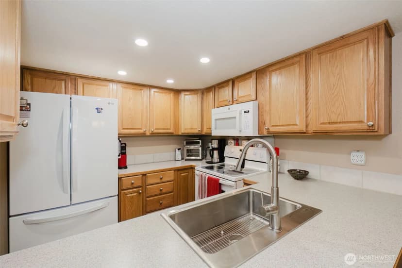 Property photo for 2969 Se Mile Hill Drive #e2, Port Orchard photo 7