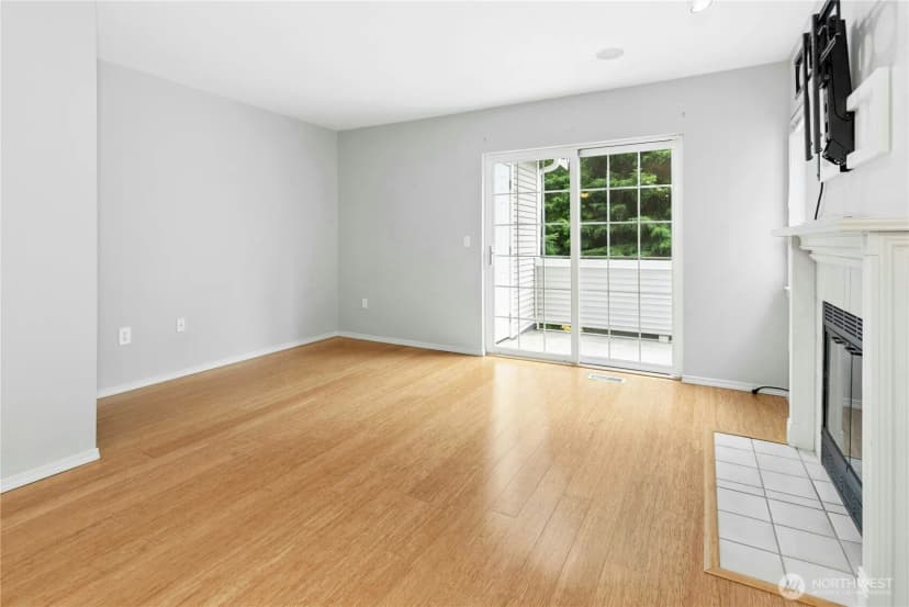 Property photo for 601 12th Avenue Nw #e1, Issaquah photo 19