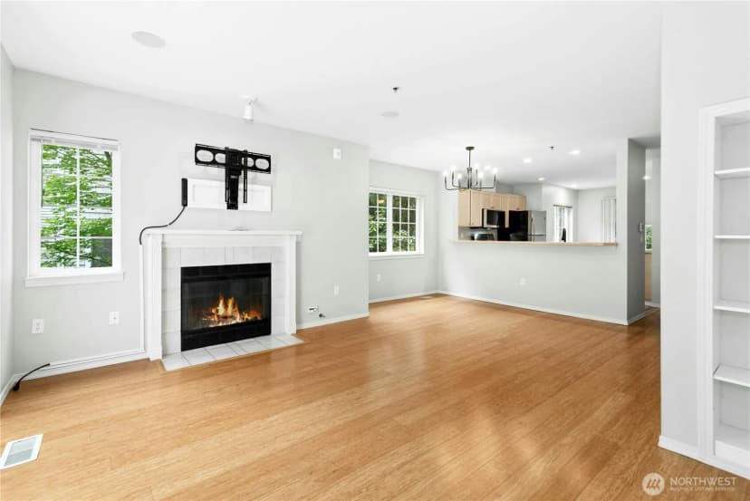 Property photo for 601 12th Avenue Nw #e1, Issaquah photo 18