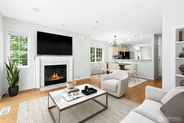 Property photo for 601 12th Avenue Nw #e1, Issaquah photo 3