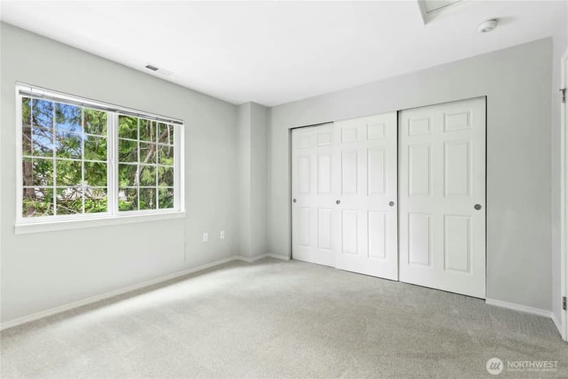 Property photo for 601 12th Avenue Nw #e1, Issaquah photo 31