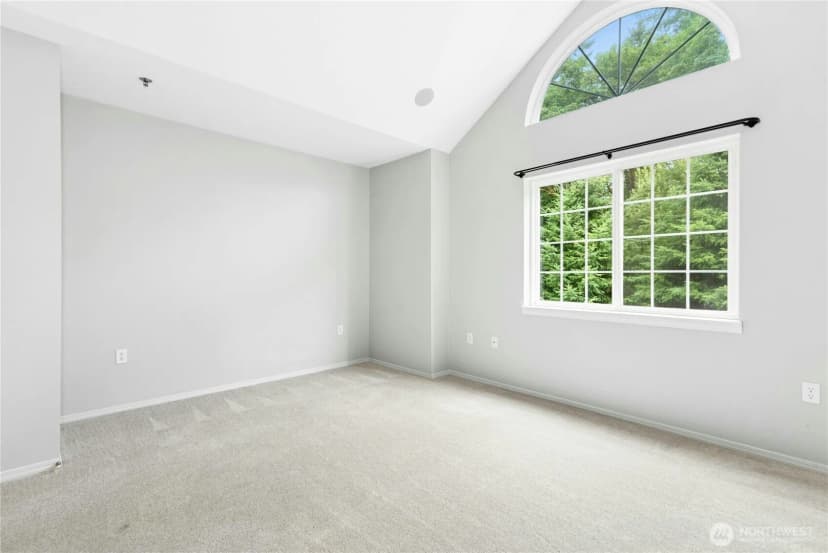 Property photo for 601 12th Avenue Nw #e1, Issaquah photo 26