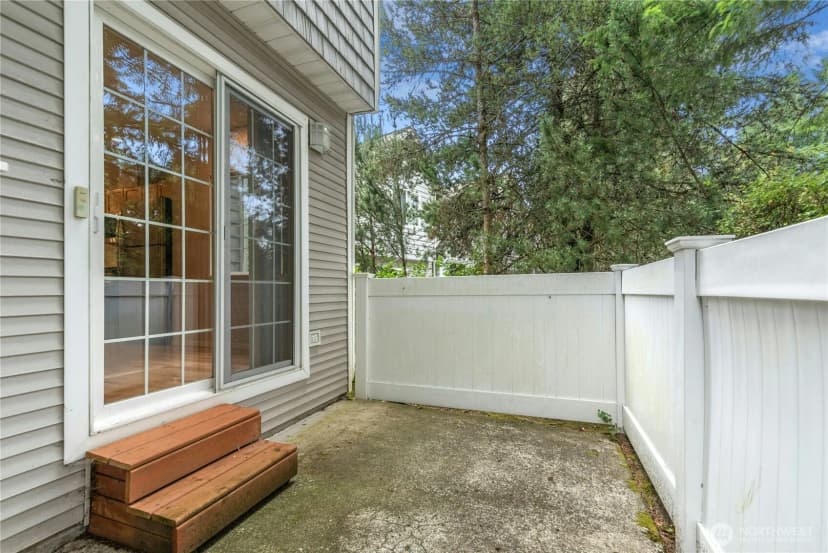 Property photo for 601 12th Avenue Nw #e1, Issaquah photo 16