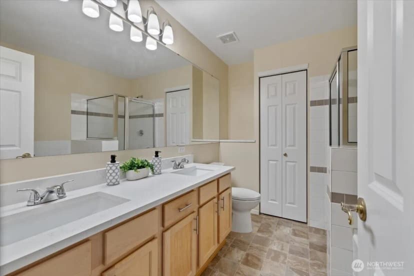 Property photo for 2201 192nd Street Se #b2, Bothell photo 11