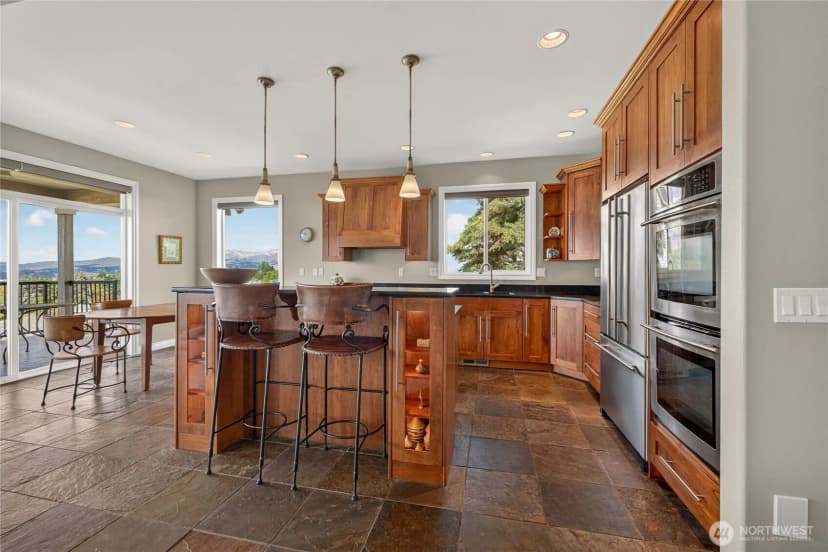 Property photo for 2390 Catalina Drive, East Wenatchee photo 15
