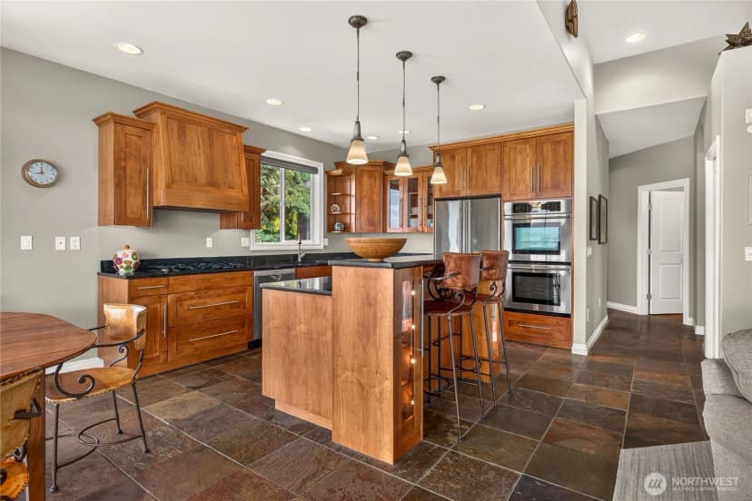 Property photo for 2390 Catalina Drive, East Wenatchee photo 16