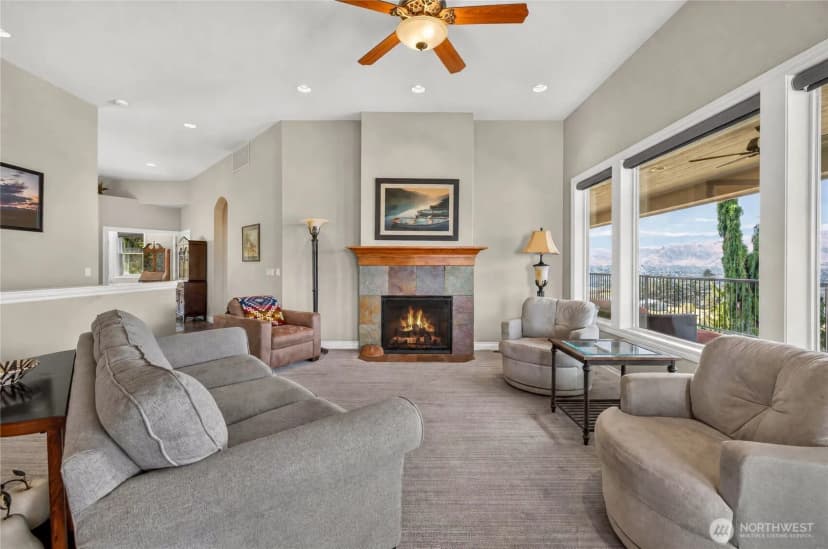 Property photo for 2390 Catalina Drive, East Wenatchee photo 10