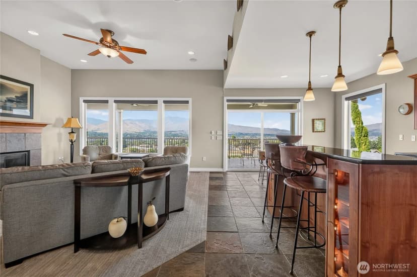 Property photo for 2390 Catalina Drive, East Wenatchee photo 13