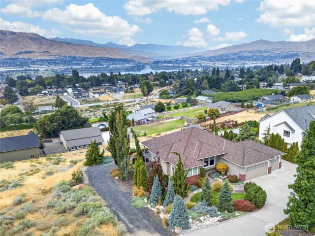 Property photo for 2390 Catalina Drive, East Wenatchee photo 2